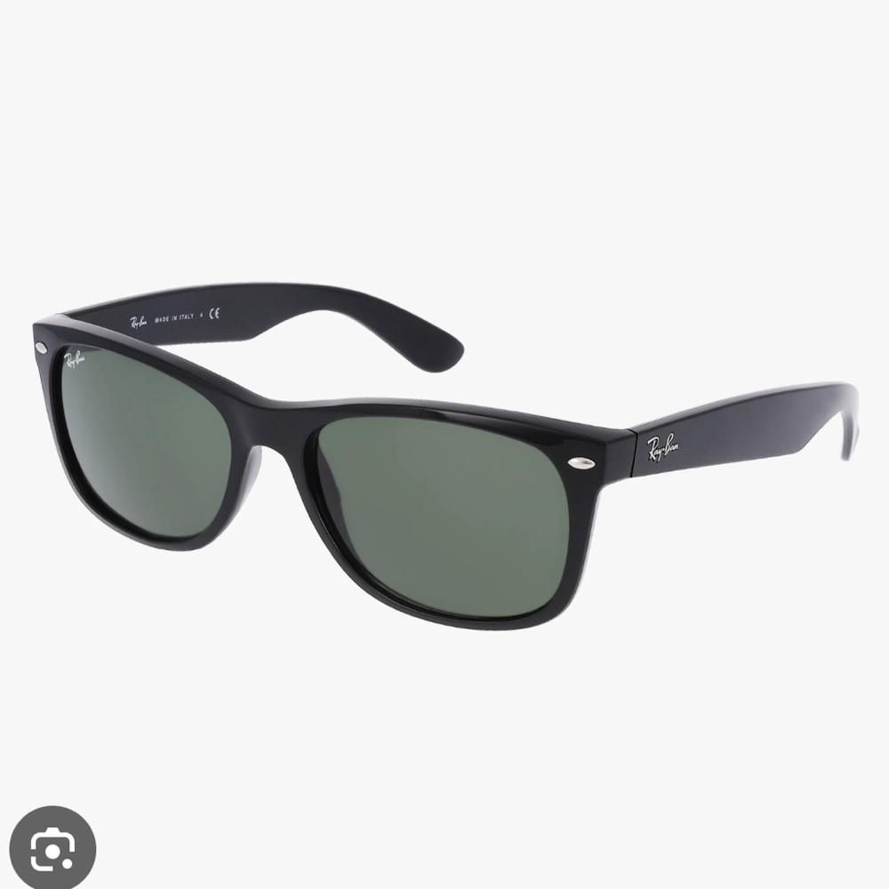 Ray-Ban New Wayfarer Classic Black Sunglasses with Case